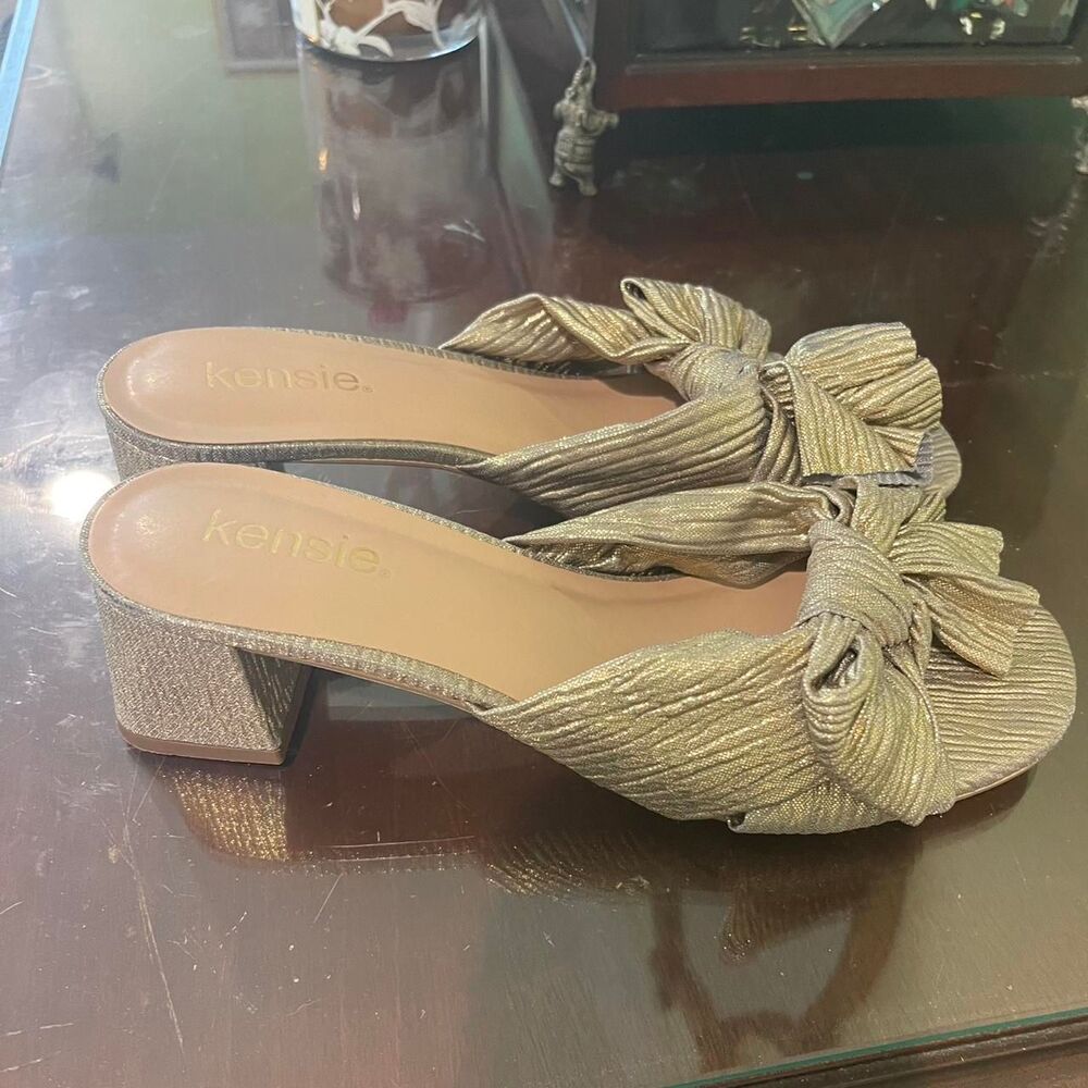 Kensie Women's Sandals Y2K Retro Bow Gold Silver Coquette Feminine Sandals 8.5 - Picture 3 of 6